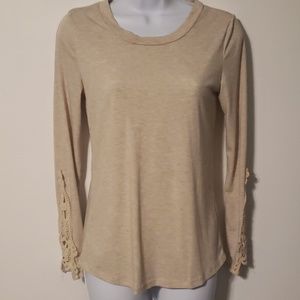 🔵 5 for $25 Rue 21 long sleeve top size med